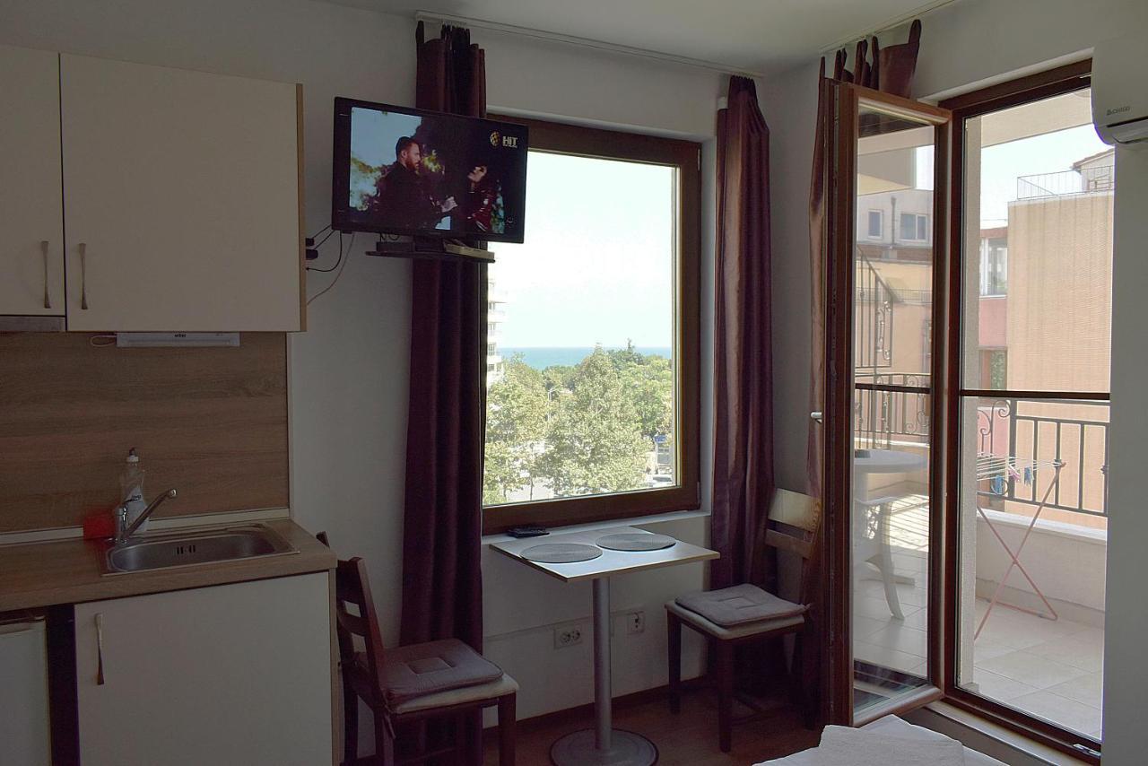 Flora Beach Apartaments Burgas Exterior photo