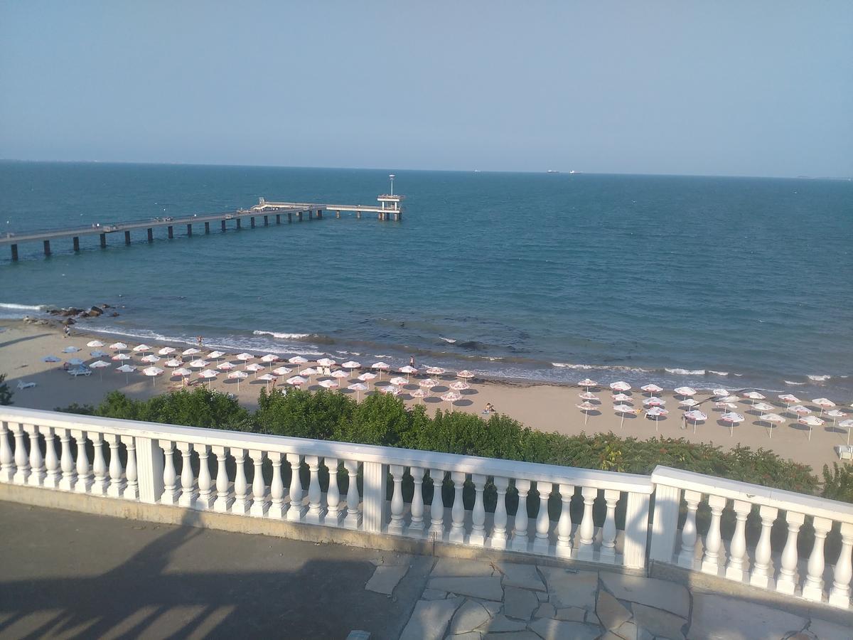Flora Beach Apartaments Burgas Exterior photo