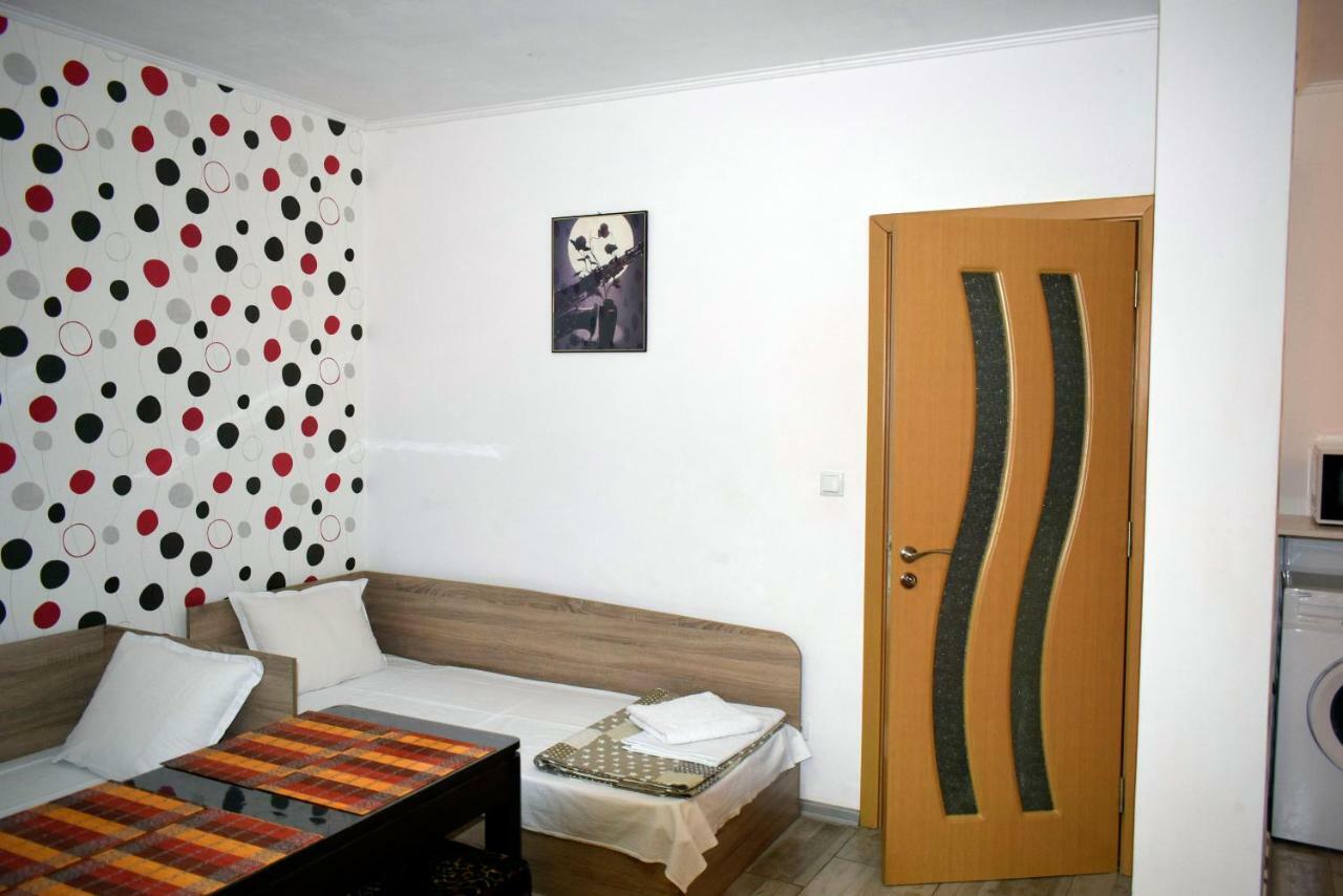 Flora Beach Apartaments Burgas Exterior photo